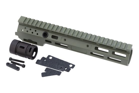 Ripcord Industries 10.55" LDR.C M-LOK AR-15 Handguard has a full length Picatinny rail